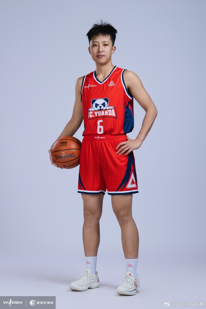 恭喜四川女篮的冉珂嘉在2026年WNBA选秀中被亚特兰大梦想队选中!